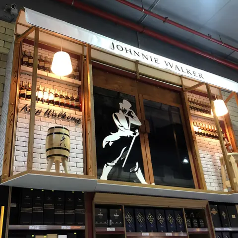 עבודה עבור Johnnie Walker