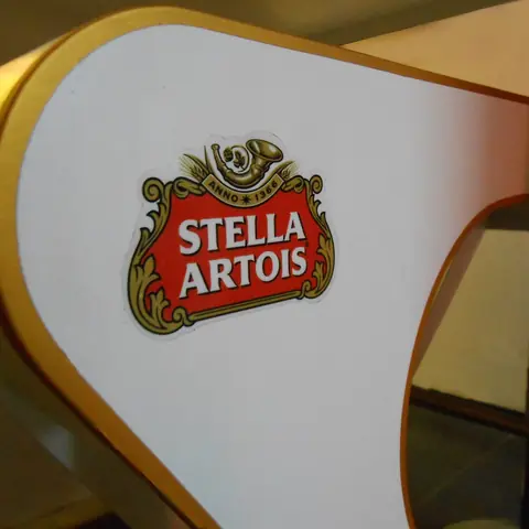 עבודה עבור Stella Artois