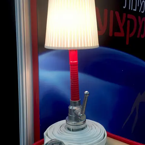 ציוד כיבוי אש בתערוכת בטיחות