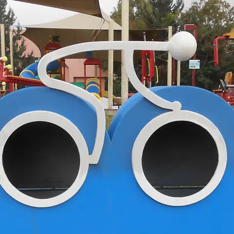 פח מיחזור עבור נביעות
