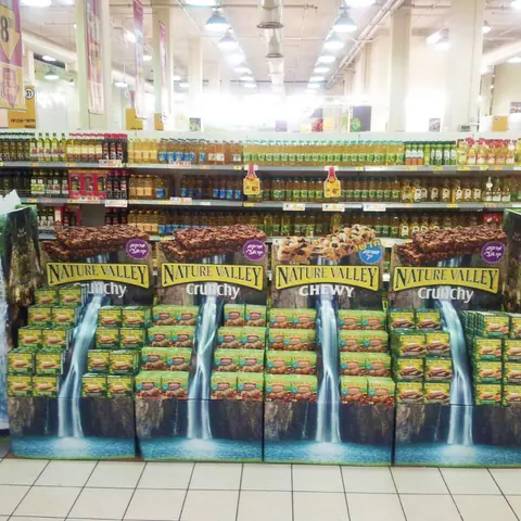 עבודה של הסטודיו ארטיפ R-tip